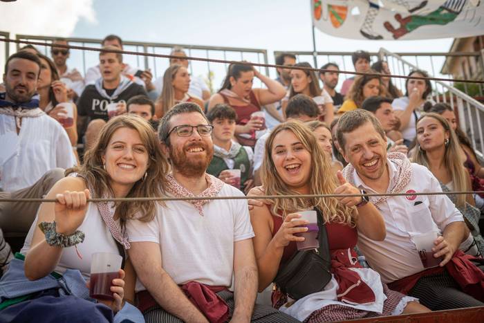 Zezen plaza lepo Muturreko H 14 1756414564447