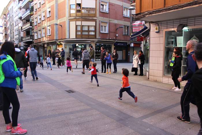 300 korrikalari baino gehiag 168 1517151191892