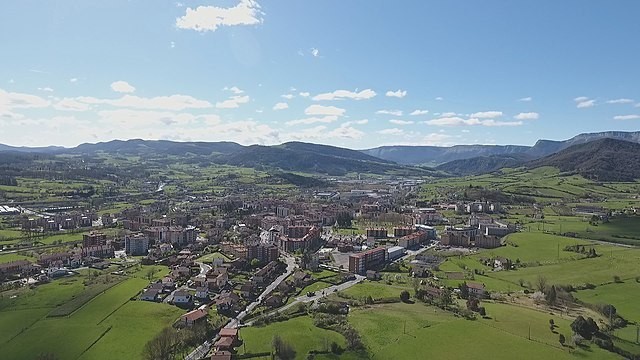EH Bilduk Aiaraldeko Berehalako Ekintza Planaren betetze mailari buruzko azalpenak eskatu ditu