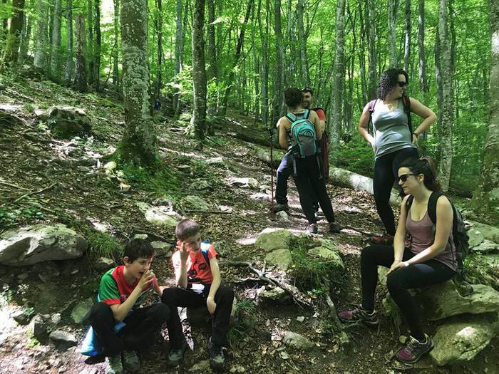 Tologorriko ibilaldiko argaz 27 1526918207522