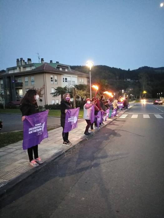 7 herritan egin dituzte mobi 6 1606334324701