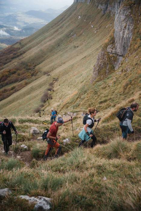 Gorobel Ibilaldiak ehuna men 54 1762257283569