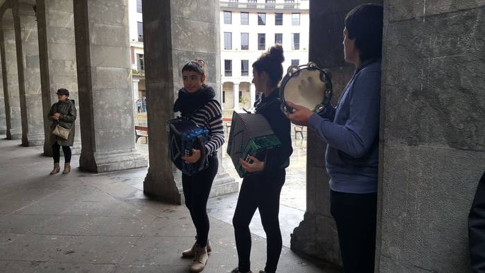 Ikasle Egun Feminista arkatz 25 1511895142866