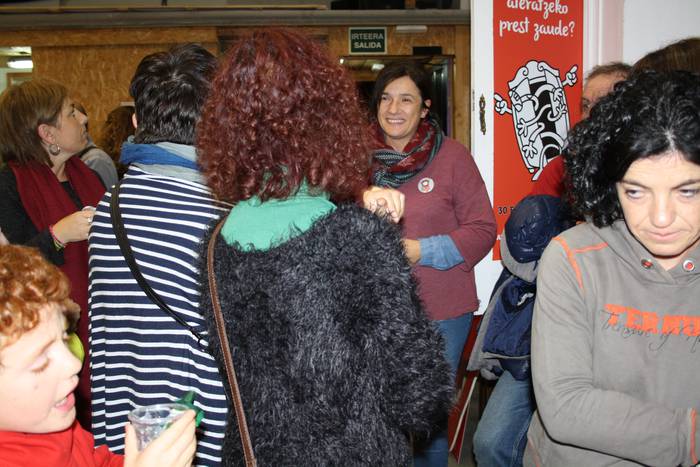 Aiaran ere armairutik atera  43 1511252826965