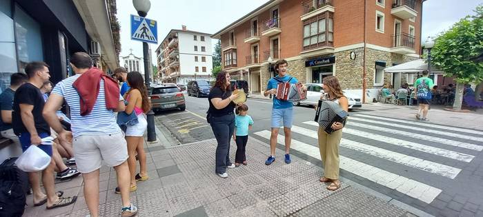 Kulturaz blai bizi izan dute 11 1750803392221