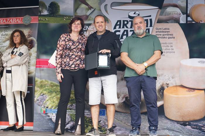 Yolanda Elosegui, Maria Ange 34 1758471096654