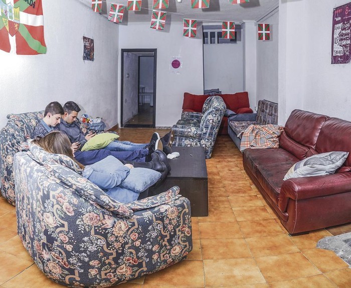Gazteen lonjetatik igaroko da udala, “segurtasuna eta elkarbizitza” hobetzeko