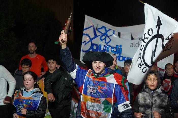 Aldarrikapenez eta pirotekni 218 1774615717362