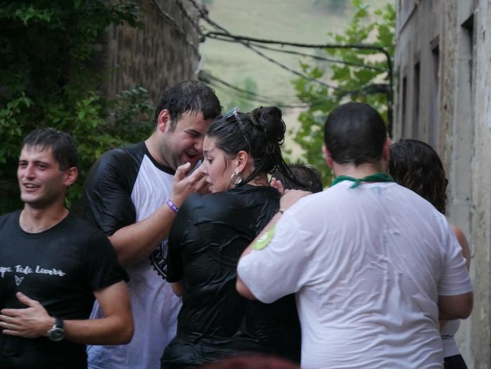 Ura eskatzen zeharkatu dute  47 1536437101910