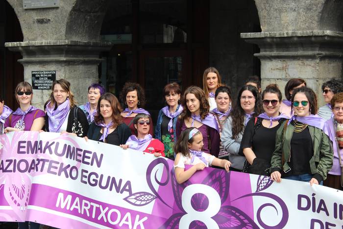 Asteburuan jarraitu zuten Ma 17 1489571803939