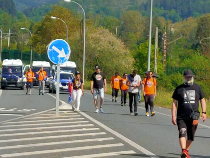 Tubos Reunidoseko bi langile 23 1776453839631