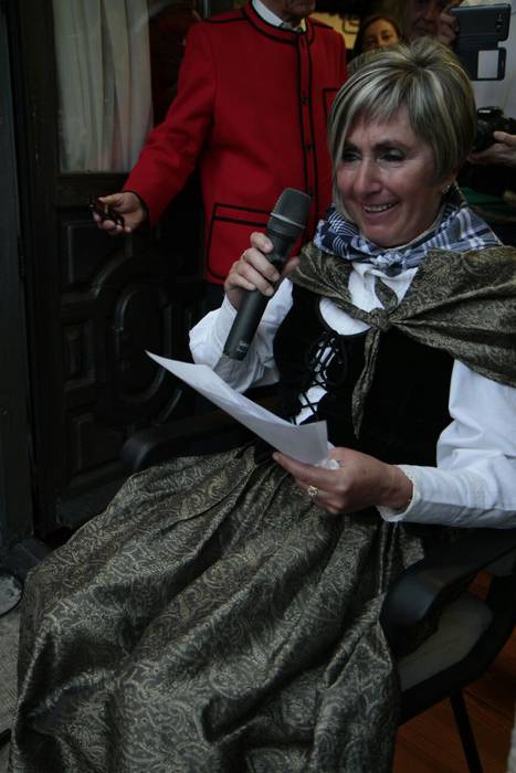 Suziria botata, datorren ast 2 1494075431536