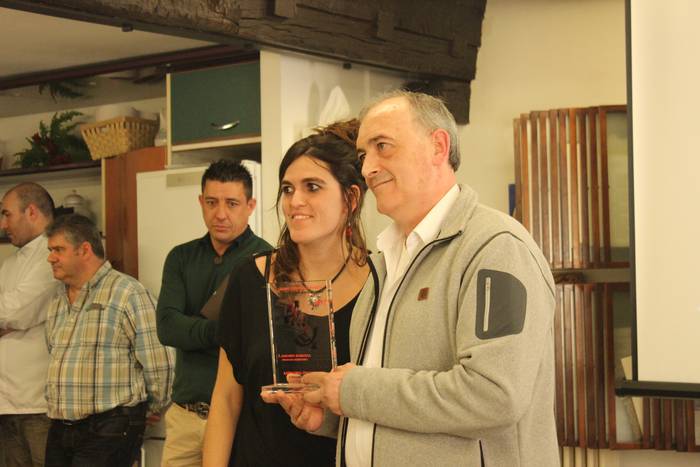 Haitzulo-Barri, Alboka, Ilun 21 1490728159556