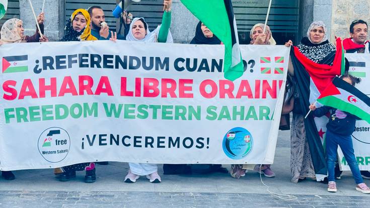 Sahararrak Amurrion mobilizatu dira Donald Trumpen proposamenaren aurka, euren lurraldea Maroko bilakatu nahi du eta