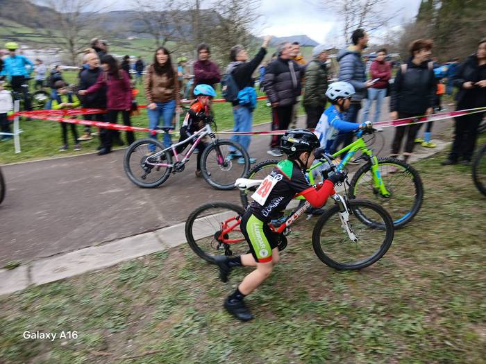 140 umek parte hartu zuten a 65 1772319237776