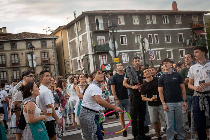 Zezen plaza lepo Muturreko H 94 1756414842973