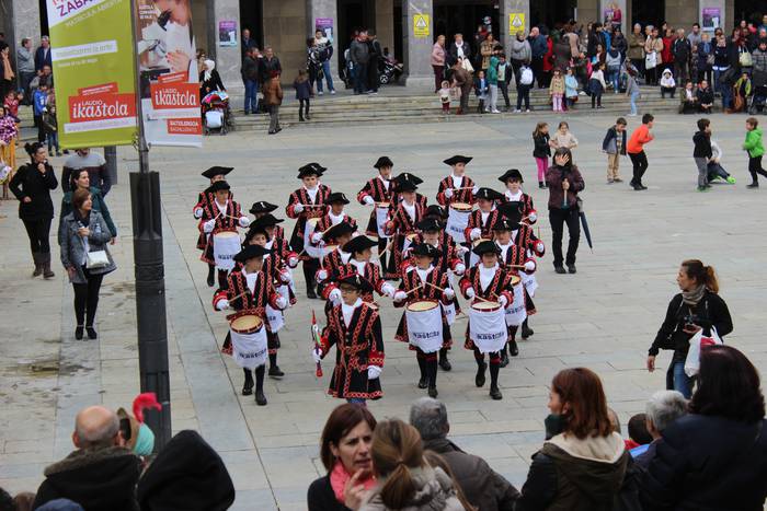 Ehunka umek zabaldu dute dan 24 1493310770917