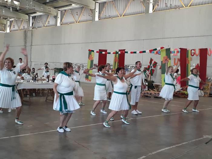 Dantza Lagunak taldeak 51. u 45 1498038449950