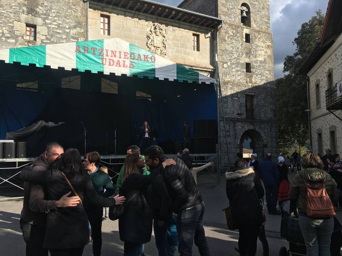 Parekidetasunaren eta euskar 19 1493367427441