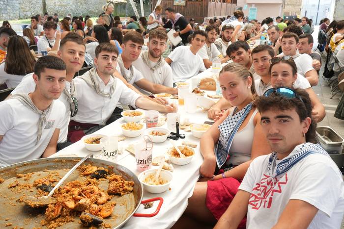 Paella txapelketarekin ekin  19 1755462967843