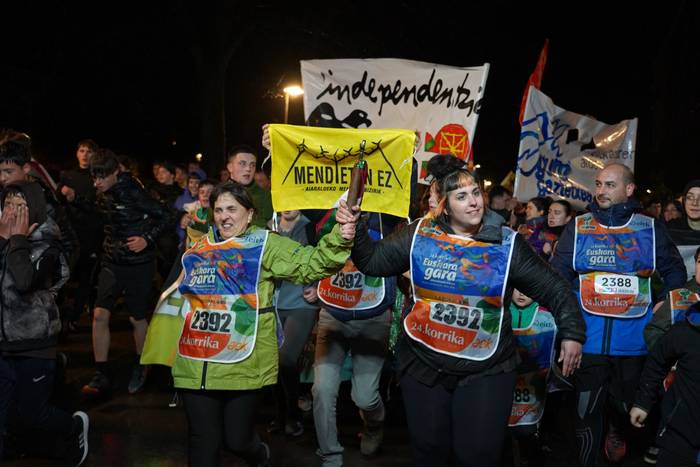 Aldarrikapenez eta pirotekni 174 1774615656825