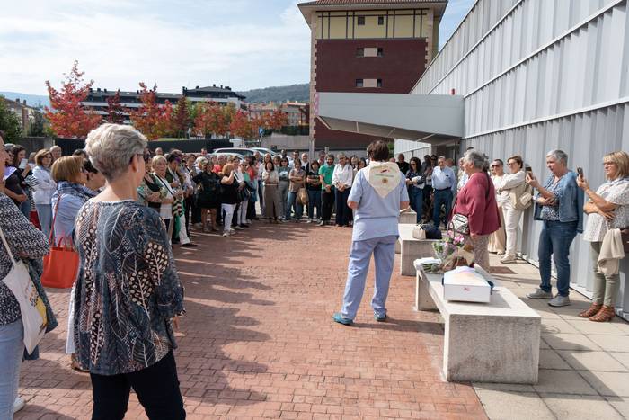 Agur beroa egin diote Amurri 15 1759752079868