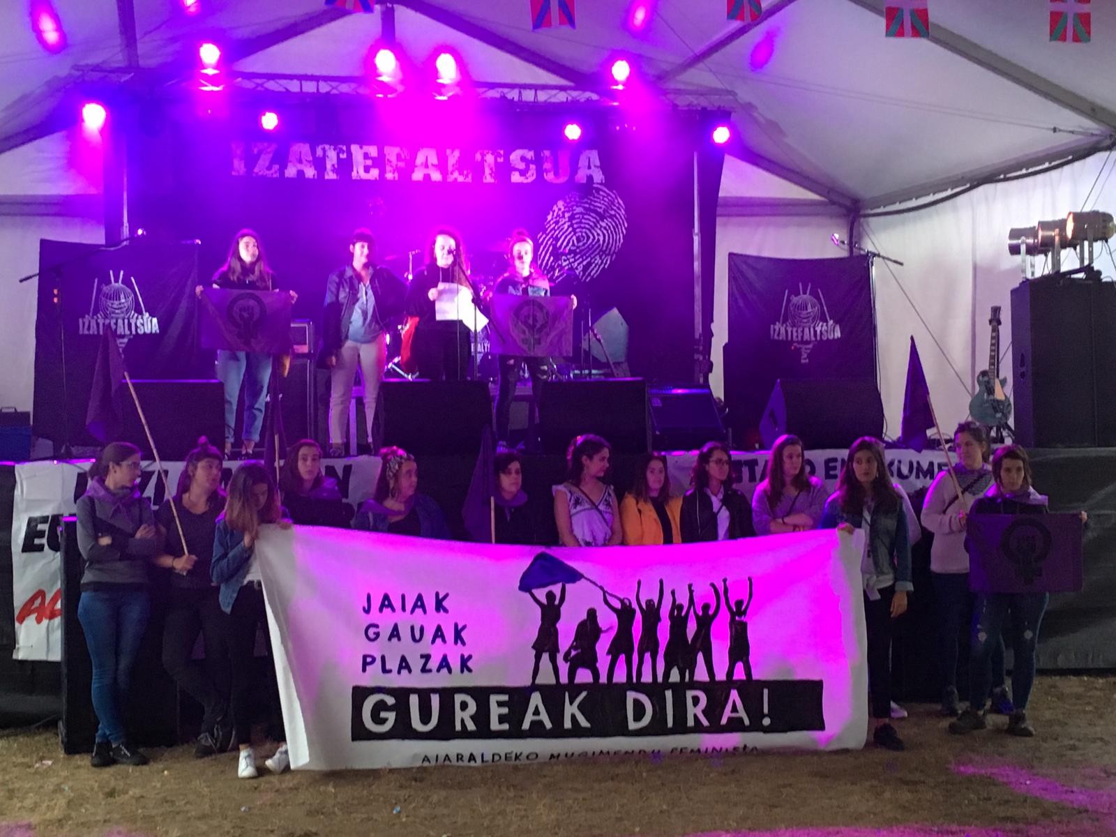 "Eraso matxisten aurkako protokoloa" eta udako ekimenak aurkeztu ditu Aiaraldeko Mugimendu Feministak