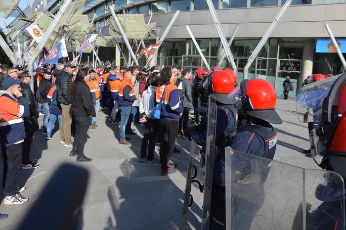 Hasi da Tubos Reunidoseko si 7 1773404394658