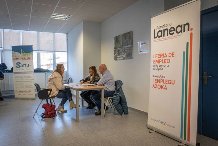 Langabeak eta langile bila d 5 1765478599289