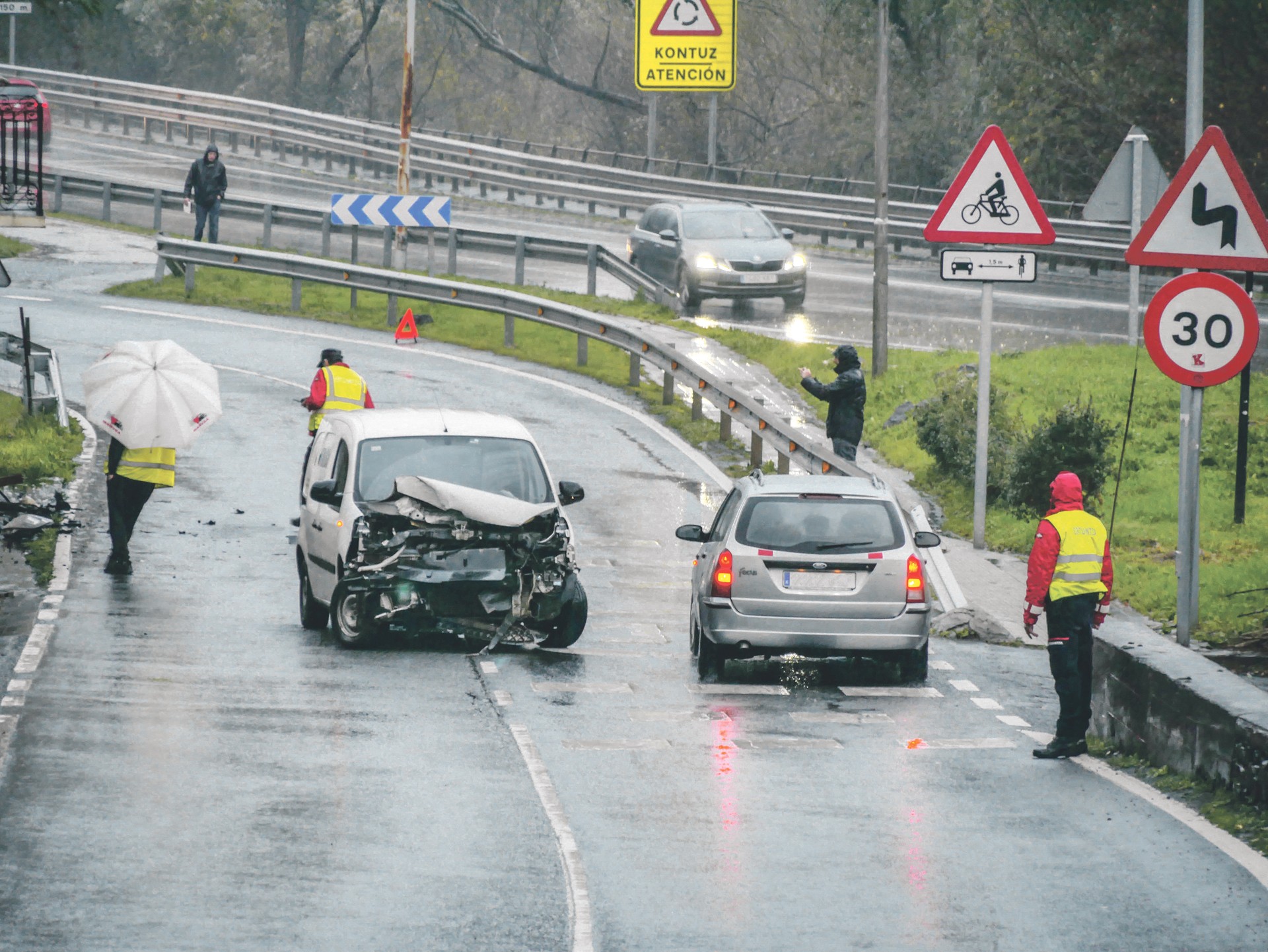 2.082 istripu eta 16 hildako egon dira eskualdeko errepideetan azken 10 urteetan
