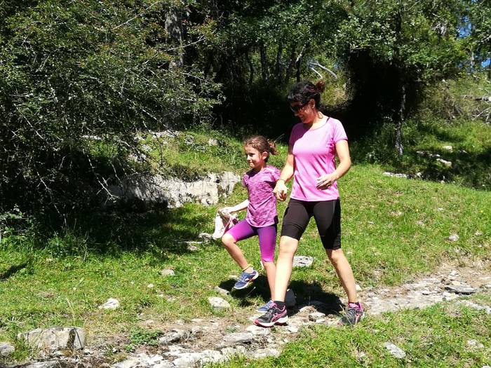 Eguzkia lagun, jende ugari b 57 1501332797958