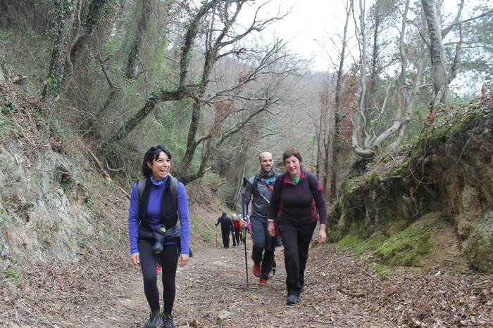 Jende ugarik parte hartu zue 2 1490023957840