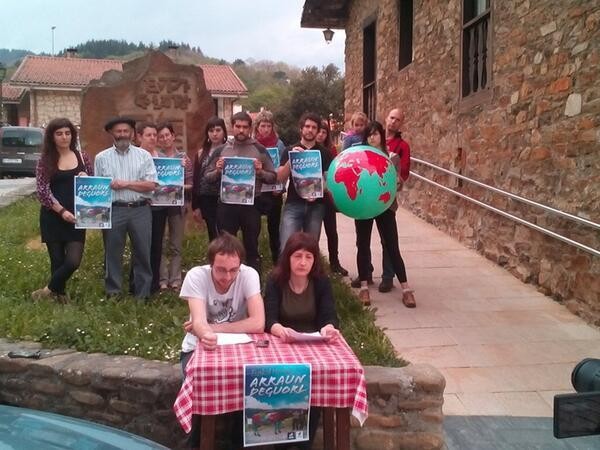 "Euskal Herria Arraundeguorl" egun internazionalista egingo dute maiatzaren 31an
