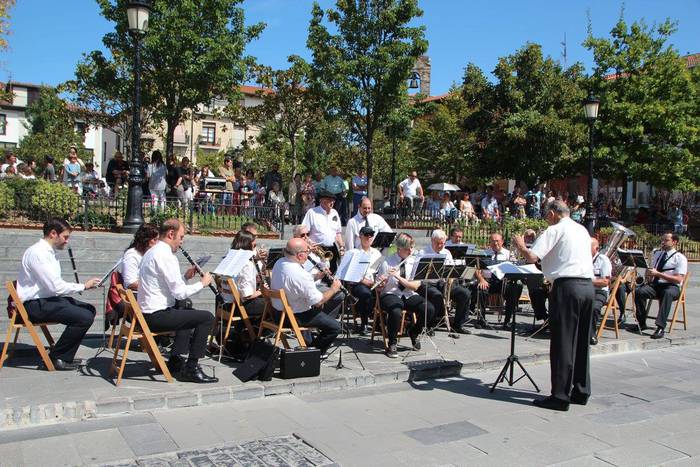 Euskal kanta herrikoien topa 33 1504519599854