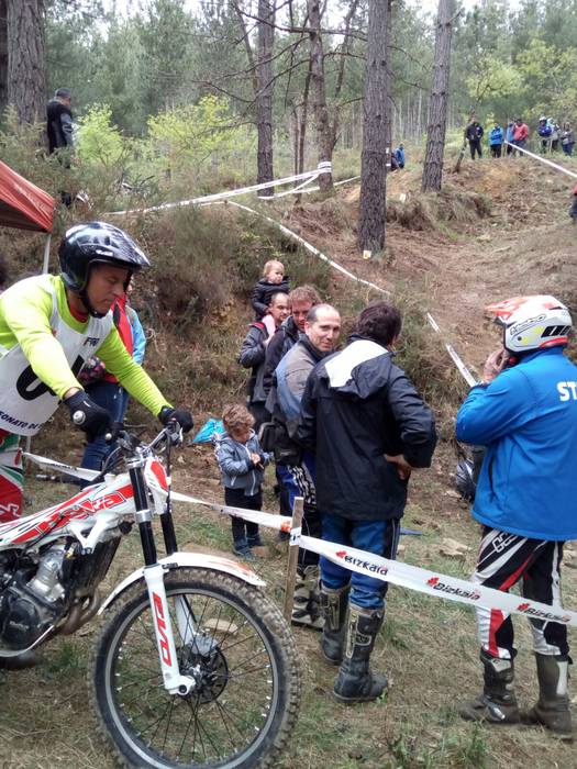 Hainbat motor gidari elkartu 9 1493565494600