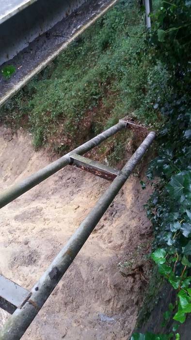 Euriak kalteak eragin ditu A 6 1515332786302