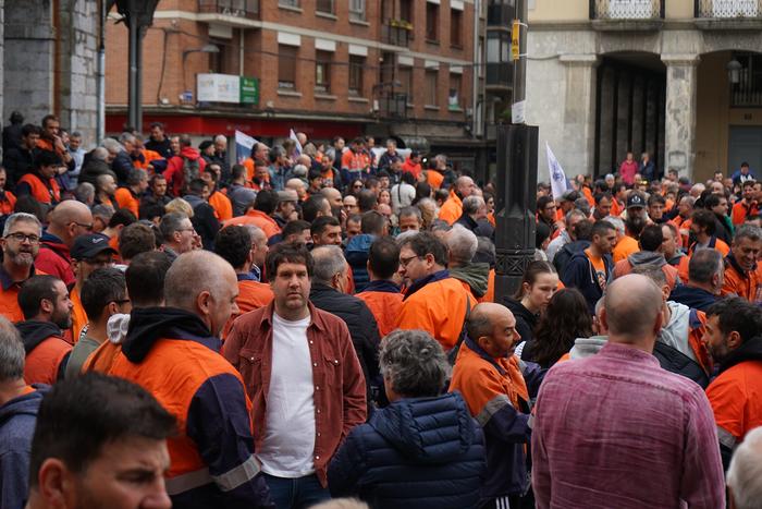 Laudiora mugitu da gaur Tubo 5 1772538843938