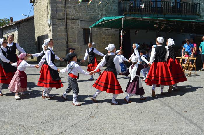 Aloriako Jaiek herritar guzt 44 1504522562148