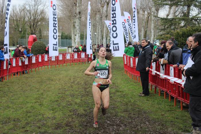 Ehunka lasterkarik bete ditu 100 1518374479486