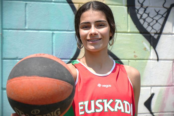 “Gustuko dut 3x3 saskibaloia, oso azkarra da”