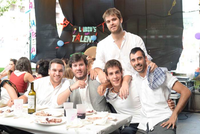 Aldai plaza txiki geratu da  44 1503894058107