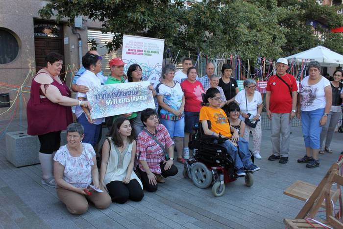 Kalera atera dute zurrumurru 45 1497959740358