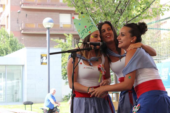 Aldai plaza txiki geratu da  24 1503586321861