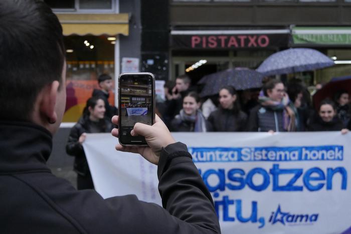 Ikamak abiatu ditu Azaroaren 2 1764068244159