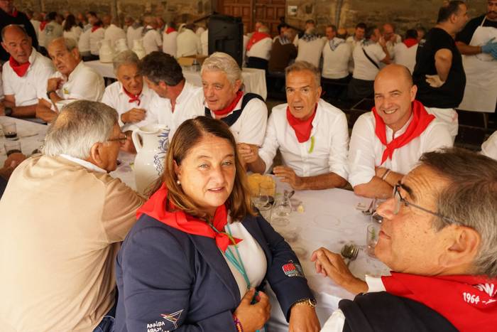 Ehunka kofrade bildu dira el 62 1756714105566