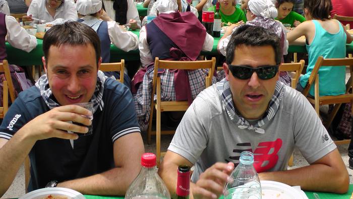 Dantza taldeak taldeak izan  104 1496054222097