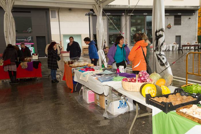 Gabonetako elkartasun azokak 53 1513600404512