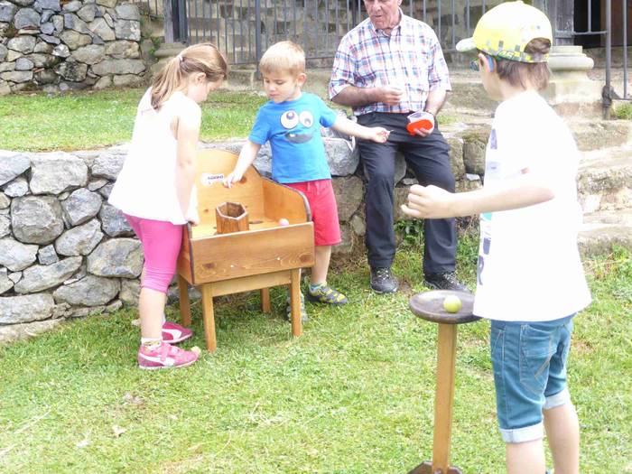 Astelehenerarte luzatu ziren 61 1496394420985