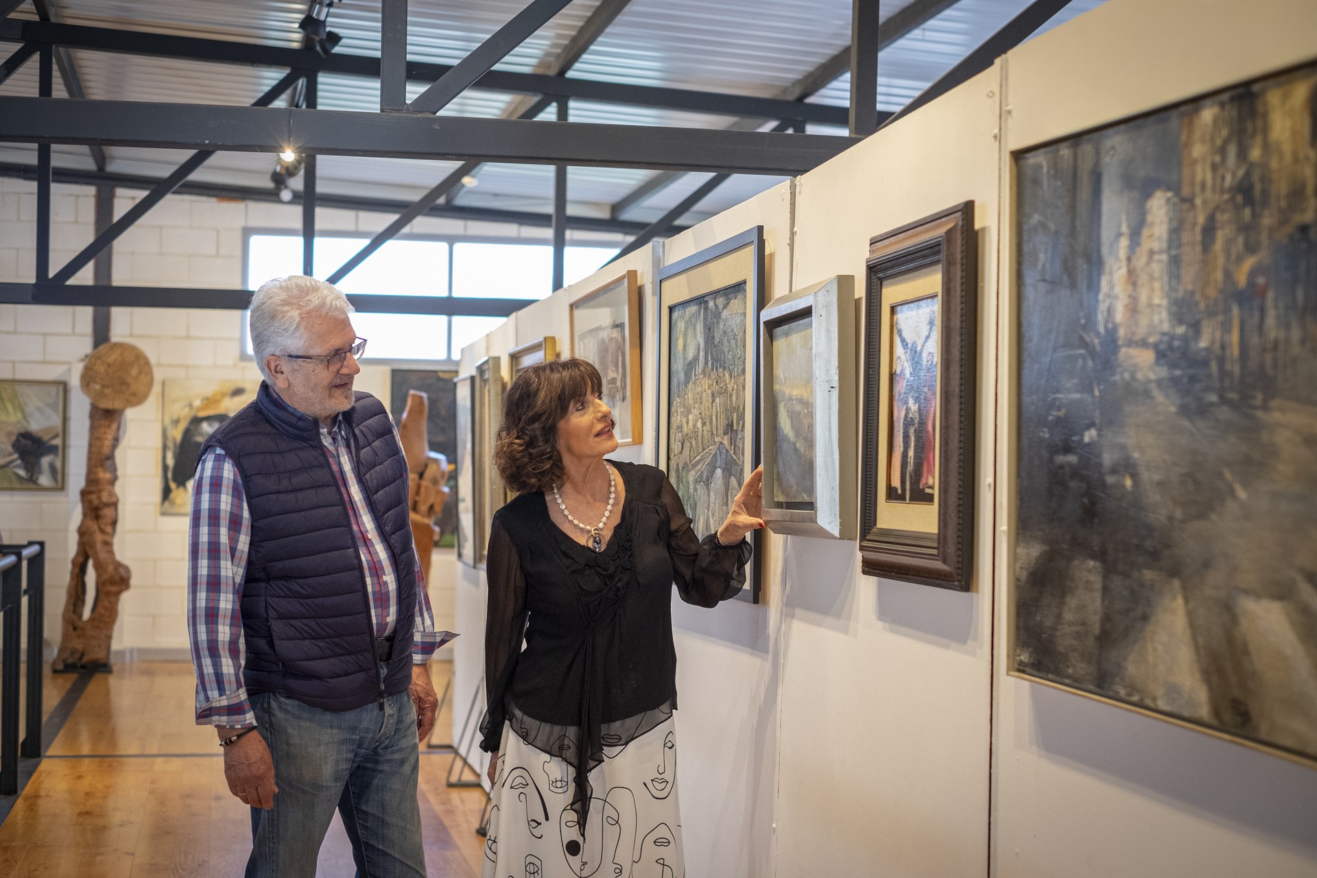 Margolanen erakusketa berria aurkeztu du Artziniegako Santxotena Museoak