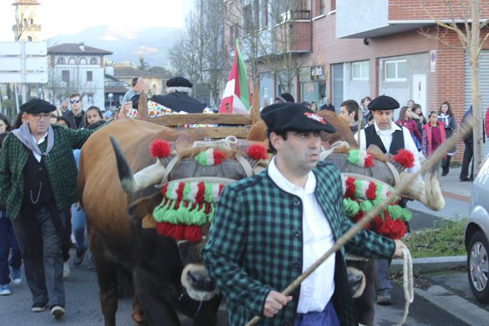 Olentzero eta maridomingi Ai 37 1514143613263